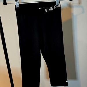 Nike Pro Dri-Fit Capri Leggings - Black -size XS (3 for $25 PROMO)